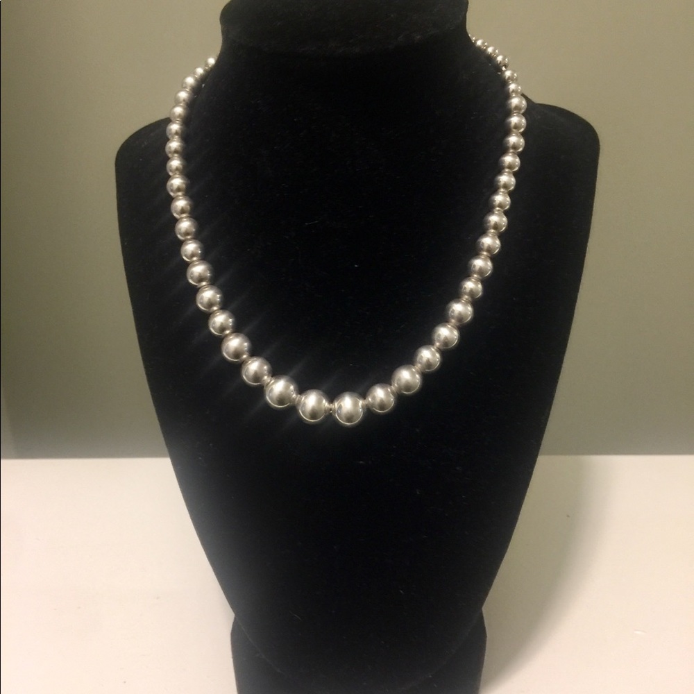 SOLD❗️❗️Tiffany Sterling Sliver Beaded Necklace